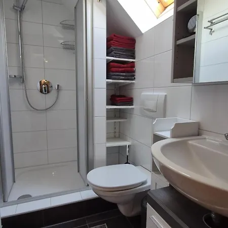 Ari's Domizil - Tiny House Im Dachboden - 2 *
