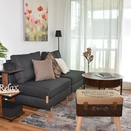 Apartamento Ari's Domizil - Tiny House Im Dachboden - 2 *