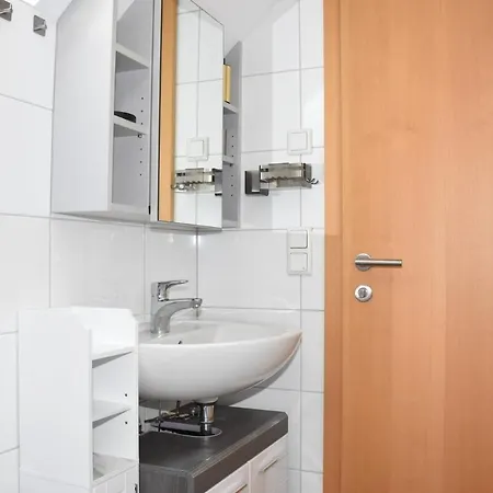Apartamento Ari's Domizil - Tiny House Im Dachboden - 2 Bregenz