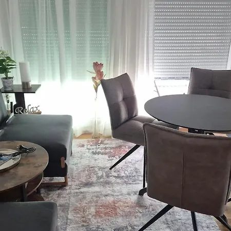 Ari's Domizil - Tiny House Im Dachboden - 2 * Bregenz